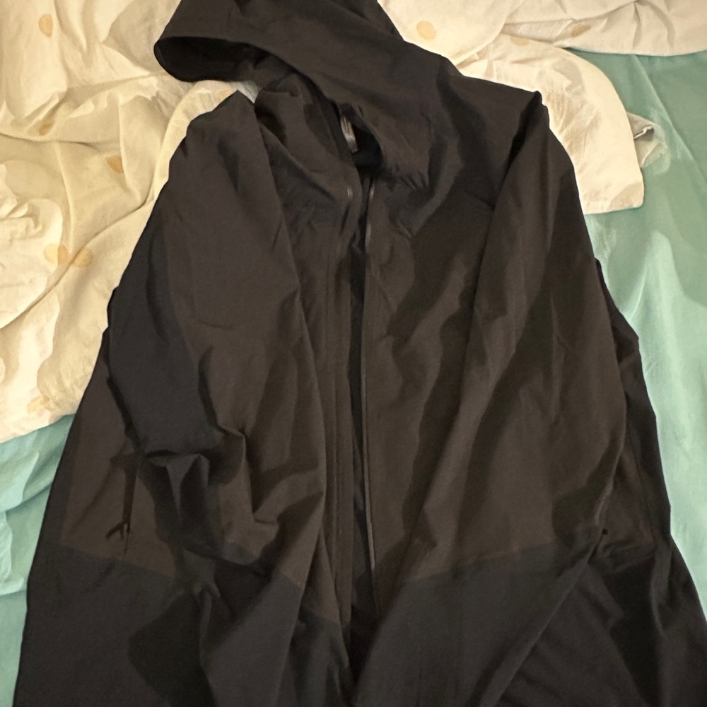 Arcteryx veilance secant comp hoody